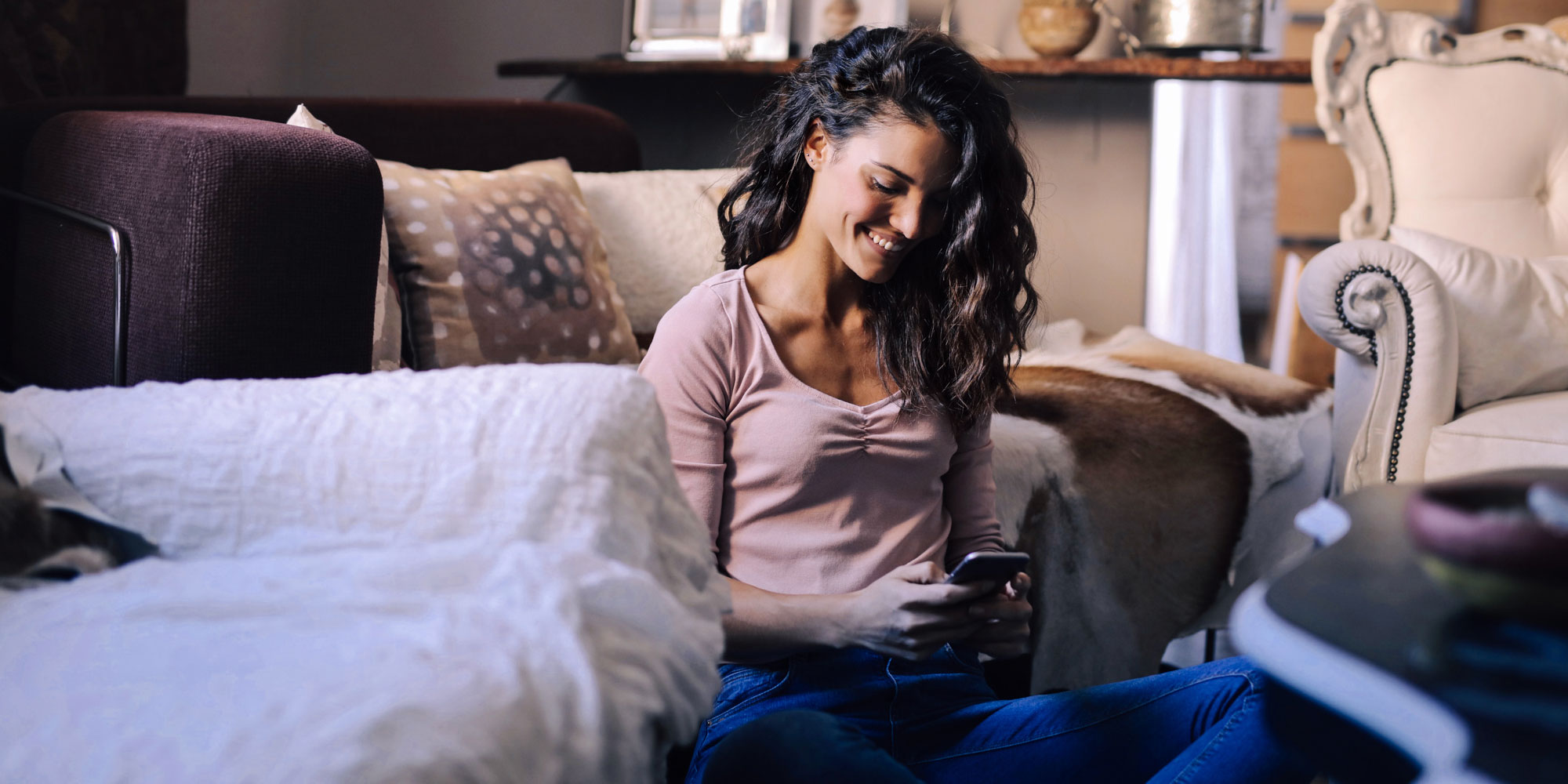 Consumer spending: 73% now buying on apps.