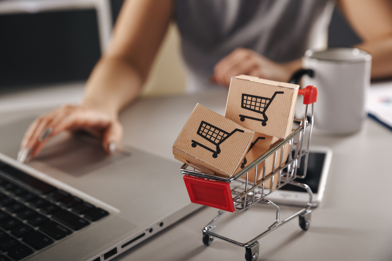 A woman buying online, ready to pick-up in-store