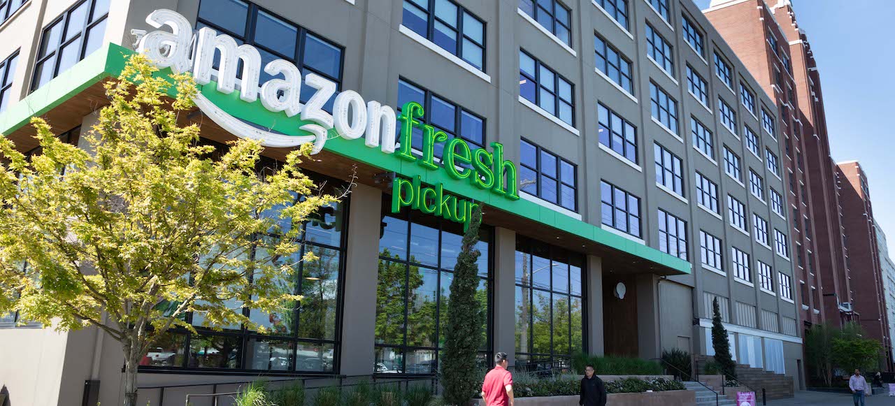 Bezos fights back: Amazon Fresh wages war with Walmart+.